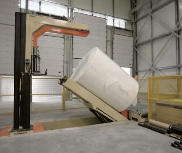 MX747 tolting wrapping machine